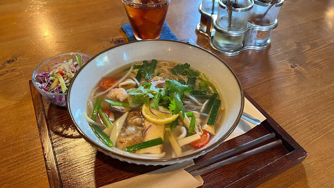 40年愛される富山の隠れ家カフェ＆雑貨店がリニューアル【maybe something good】夜も楽しめる多国籍料理店に