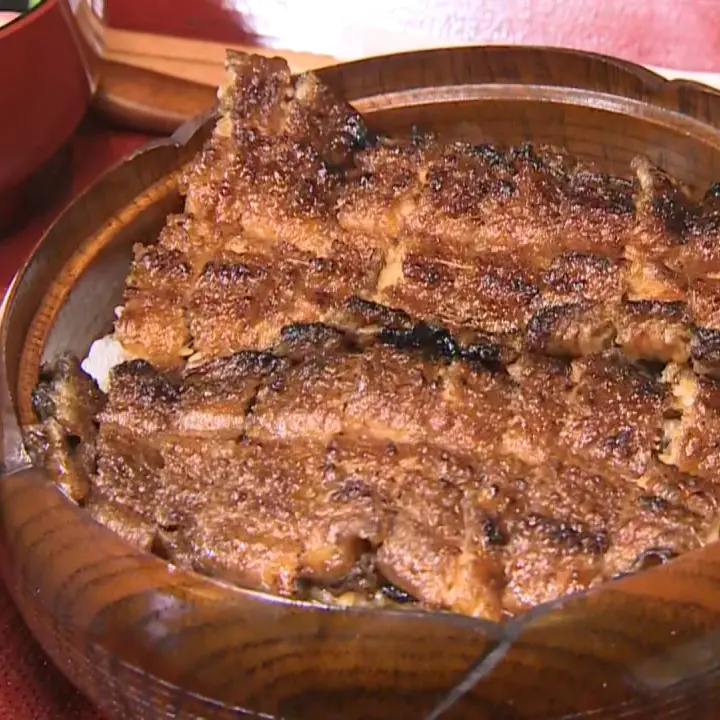 夏バテに負けない！肉厚うなぎを炭火焼で【ふじさん】パリッとジューシーな関西風おすすめメニューTOP3