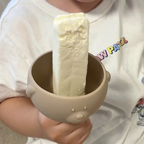 【3COINS】溶けたアイスが垂れない!!! 小さな子供も安心して棒アイスを食べられる【アイスポッター】待望の再入荷！