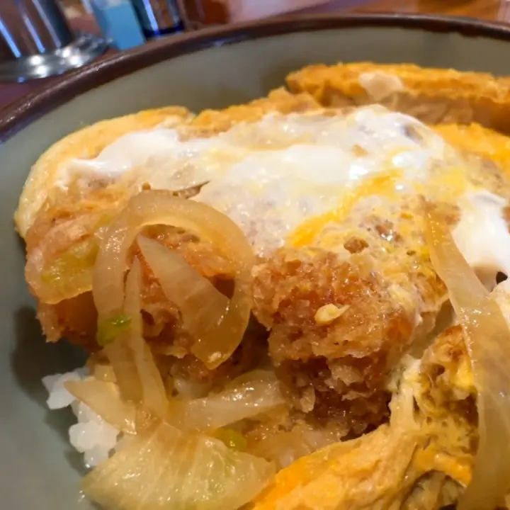 40年継ぎ足しの蔵出し醤油ラーメンに富山ブラックも【喜多山】日本一小さな村・舟橋村で愛される食堂