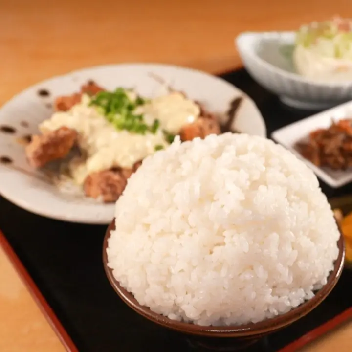 夢のマンガ盛り！ごはんが進むチキン南蛮定食【口福食堂げん太】がっつり肉でスタミナチャージ！