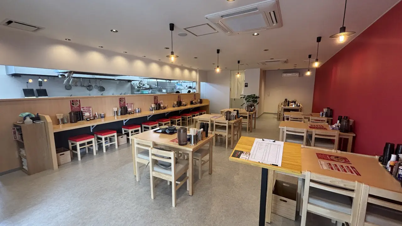 世界を照らせ らぁ麵あり澤 大泉店